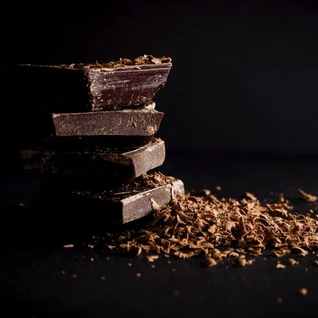 Tableta 70% cacao con avellana chilena